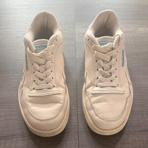 Reebok Galaxy 7 Classic Leather Sneakers 7.5 White Blue Low Top